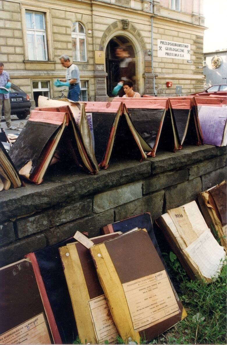 Powódź tysiąclecia zaatakowała Dolny Śląsk dokładnie 25 lat temu. 6 lipca trwały ulewne deszcze, dzień później zalane zostały okolice Kłodzka. Kolejne