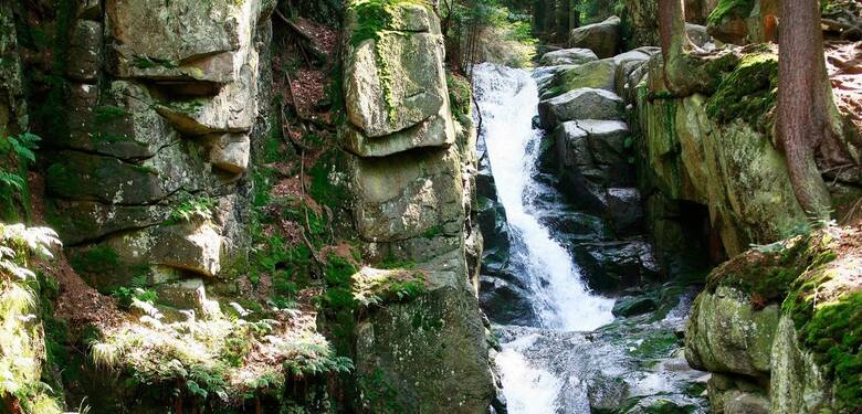 Które wodospady w Polsce są najpiękniejsze? To prawdziwe cuda natury