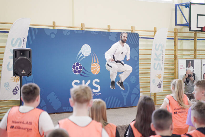 Gwiazdy sportu w Bogutach-Piankach. Program Szkolny Klub Sportowy stawia na rozwój młodzieży