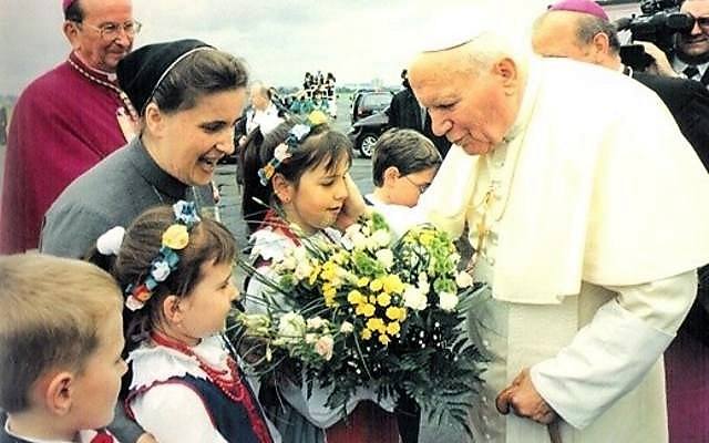 „Żegnaj, Bydgoszczy, bo Toruń czeka". Papież odwiedził Kujawy i Pomorze. Dokładnie 20 lat temu