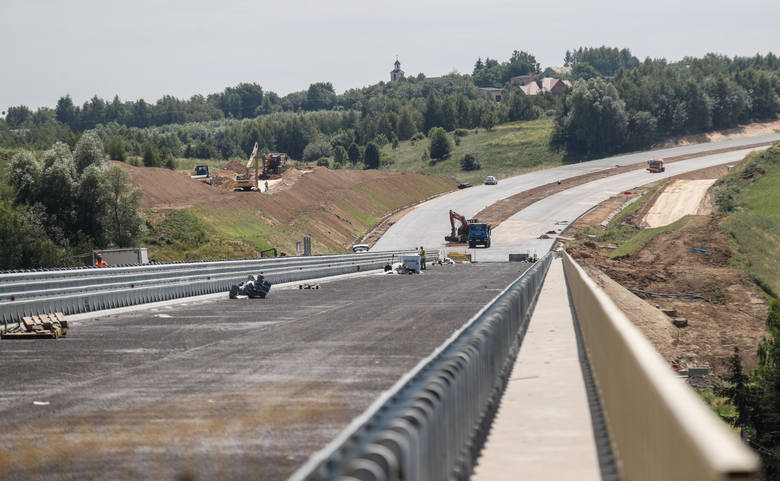 GDDKiA zapewnia, że odcinek S19 między węzłami Świlcza i Rzeszów - Południe będzie gotowy na czas. Jego otwarcie zależy jednak od daty zakończenia budowy łącznika z miastem.