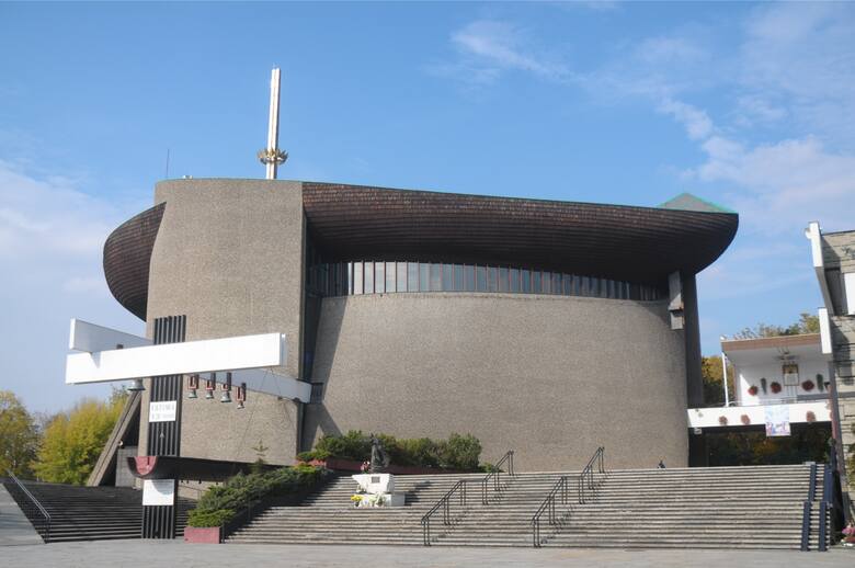 Arka Pana - kościół pw. Matki Bożej Królowej Polski (ul. Obrońców Krzyża 1)W tym nowohuckim kościele rekolekcje wielkopostne odbędą się w piątym tygodniu