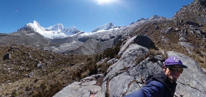 Lipiec, 2021 r. Masyw Cordillera Blanca w Peru, gdzie wraz z amerykańskim kolegą Adam Bielecki poprowadził nową drogę na Janjaraju (5625 m n.p.m.)