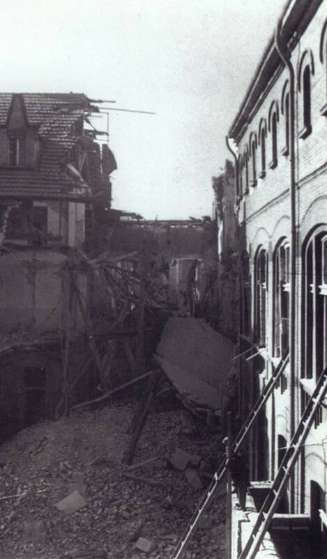 Zniszczenia w Zakładzie Salezjańskim po bombardowaniu Oświęcimia w 1944 roku