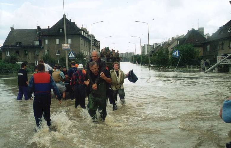 Powódź 1997 w Opolu. (Tadeusz Kwaśniewski)