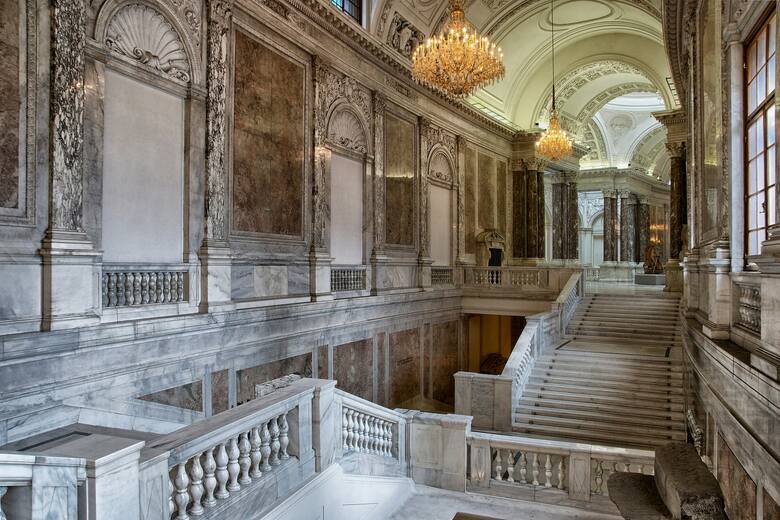 Cesarski pałac Hofburg robi ogromne wrażenie. Kiedyś było tu centrum władzy Habsburgów.