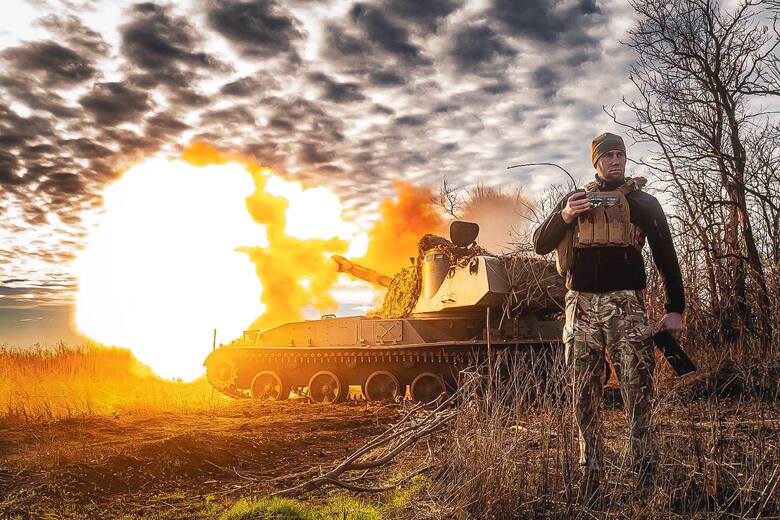 Z wyższego prawego brzegu ukraińska artyleria ma przewagę nad Rosjanami