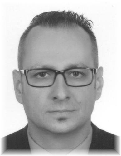Policjanci Komendy Miejskiej Policji w Rzeszowie poszukują zaginionego Grzegorza Zioło. Mężczyzna ostatni raz widziany był w Rzeszowie 2 czerwca. Od