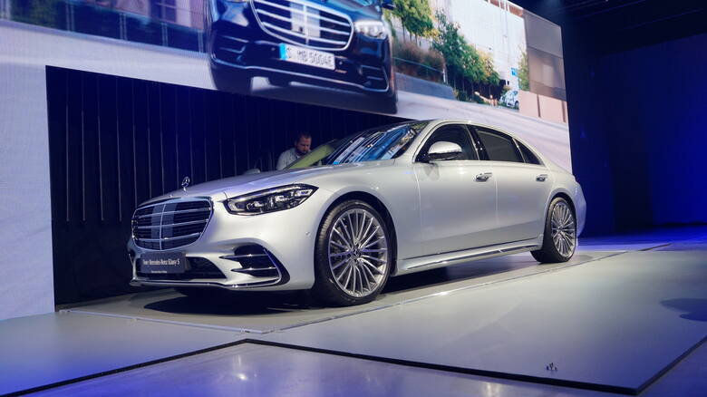 Już dwa tygodnie po światowej premierze nowej klasy S odbyła się polska prezentacja tego modelu. Mercedes tworząc najlepszą swoją limuzynę ponownie podszedł