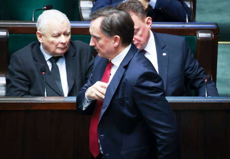 „Gazeta Wyborcza” opublikowała list Jarosława Kaczyńskiego do Zbigniewa Ziobry, w którym prezes PiS wzywa b. ministra do zaprzestania wykorzystywania