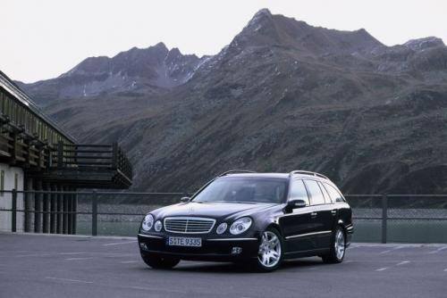 Fot. Mercedes-Benz: Największy bagażnik ma Mercedes-Benz klasy E – 690 l.