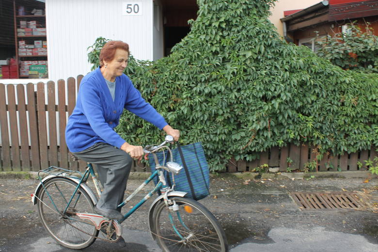 Pomysł budowy ścieżki rowerowej ze Szczańca do Myszęcina popierają mieszkańcy. Maria Wencel podkreśla, że to potrzebne ze względu na bezpieczeństwo. Podobnie uważa Stanisław Kawecki