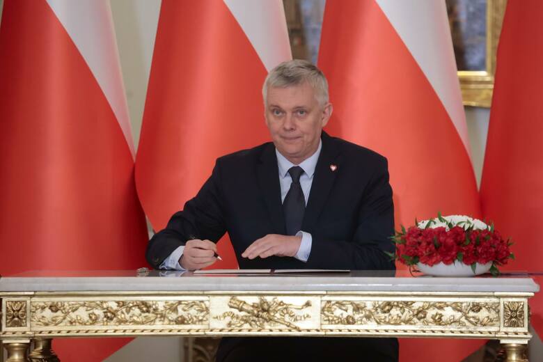 Minister Tomasz Siemoniak zabrał głos na temat zmian w służbach specjalnych