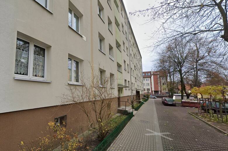 Lokal mieszkalny nr 77 położony przy ul. Józefa Ignacego Kraszewskiego 23 w Białymstoku, składający się z 1 pokoju, kuchni, łazienki z WC oraz przedpokoju
