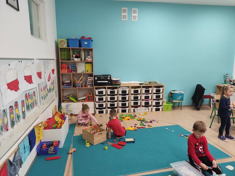 Sala przedszkolaków. Zgodnie z założeniami pedagogiki Montessori