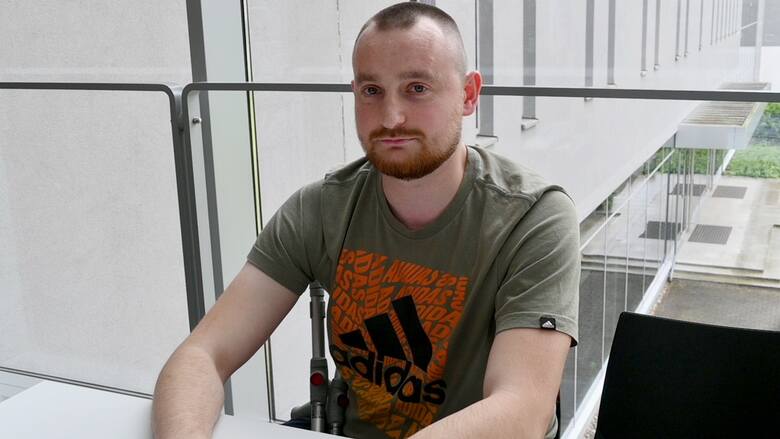 Jednym z pacjentów, którym specjaliści z Uniwersyteckiego Szpitala Klinicznego przeszczepili serce jest [b]29-letni dziś Michał Domagalski.