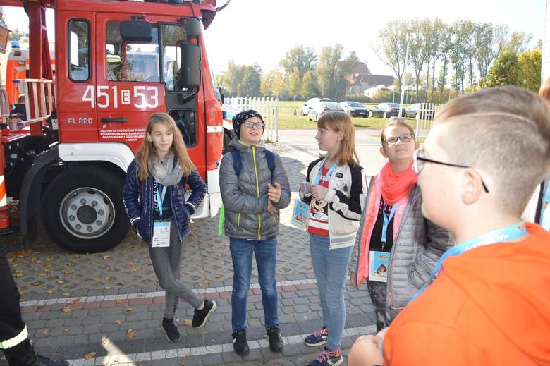Uczniowie z Łowicza uczą się wartości pieniądza w ramach projektu "Małe miasto" [WIĘCEJ ZDJĘĆ]