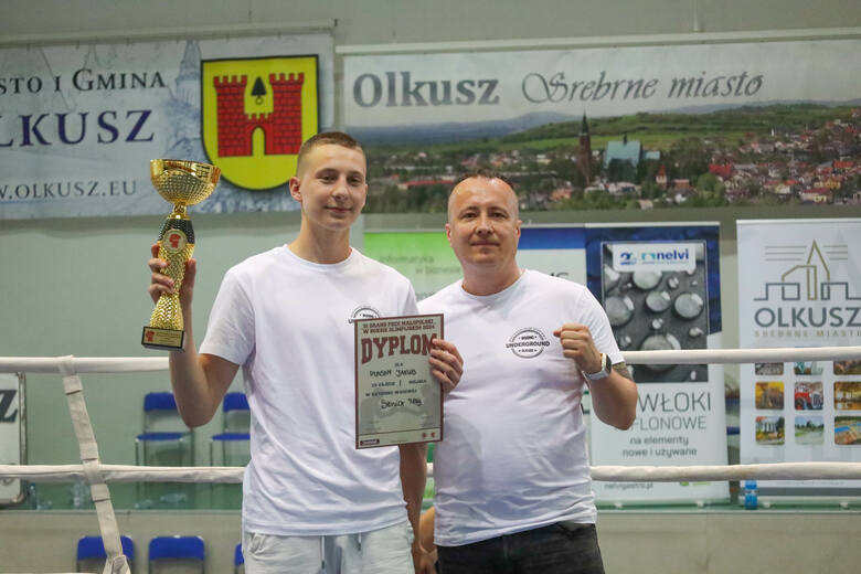 Jakub Piasny z BKS „Underground Boxing-Olkusz” zostaje najlepszym zawodnikiem w kategorii "senior" podczas 51. Międzynarodowego Grand