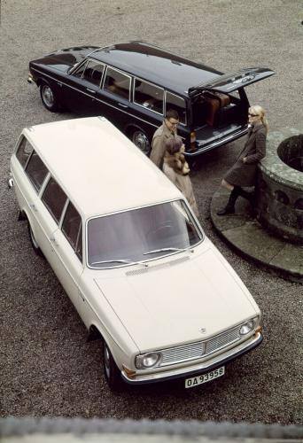 Fot. Volvo: Modele 144 i 145 (kombi)  z 1966 r. uchodziły za wyjątkowo bezpieczne – miały dwuobwodowy układ hamulcowy i pasy bezpieczeństwa.