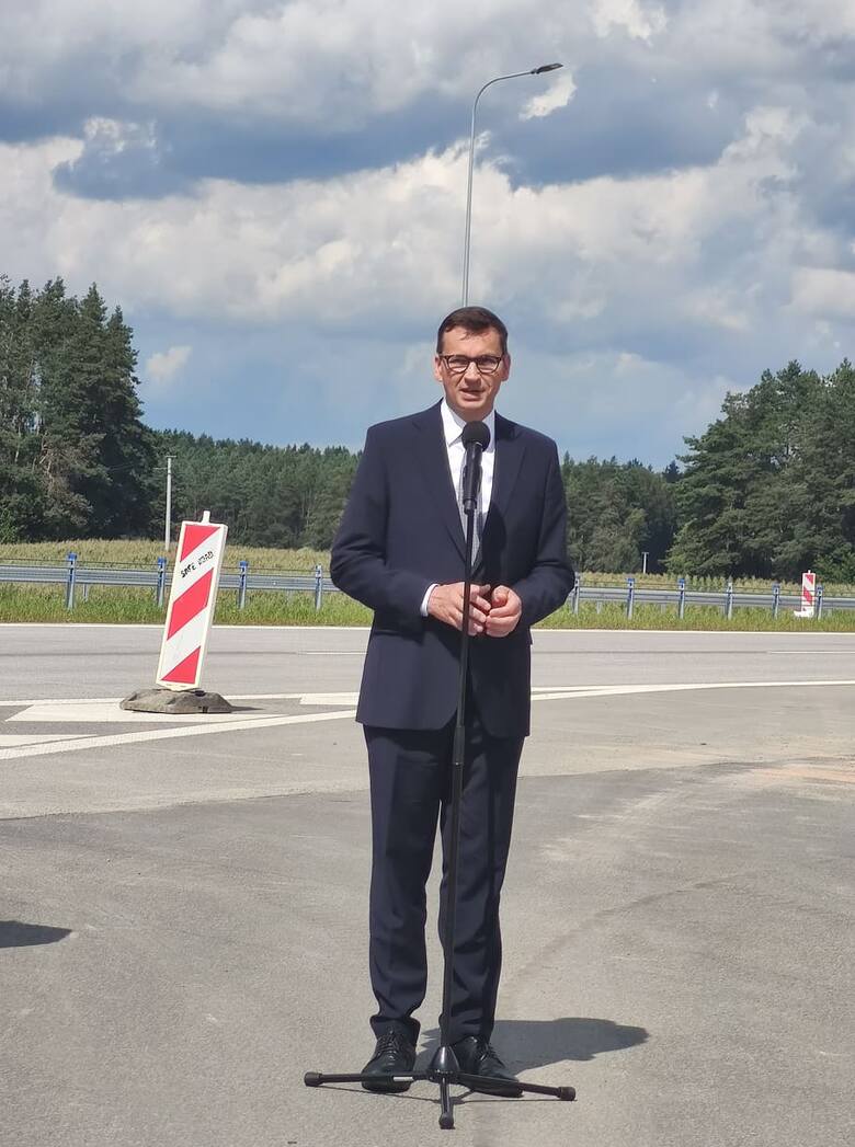 Piątnica Poduchowna. Uroczyste otwarcie odcinka drogi S61 Via Baltica. Premier Mateusz Morawiecki przyjechał przeciąć wstęgę (zdjęcia)
