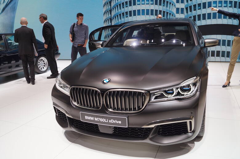 BMW M760i XDriveOrganizatorzy tegorocznej edycji Geneva Motor Show spodziewają się ponad 700 tys. zwiedzających oraz 12 tys. przedstawicieli mediów z