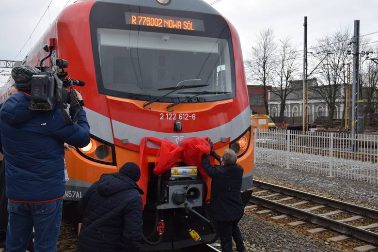 Nowczesny pociąg,  jakiego jeszcze nie było w Lubuskiem pojawił się na torach w środę, 17 stycznia