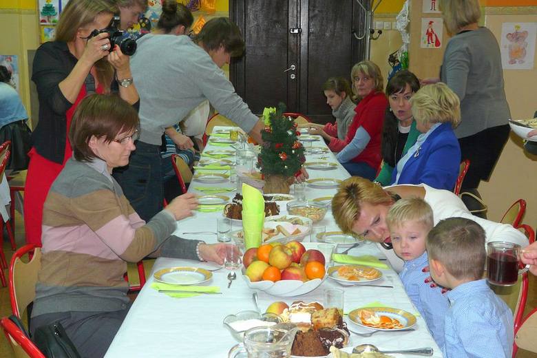 Wigilia w Fundacji Dziecięcy Uśmiech w Skierniewicach