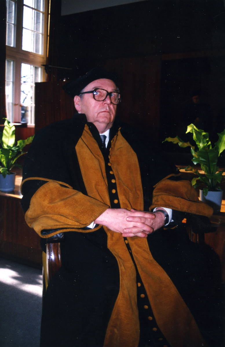 Prof. Kazimierz Urbanik (1930-2005) jako doktor honoris causa Politechniki Wrocławskiej.