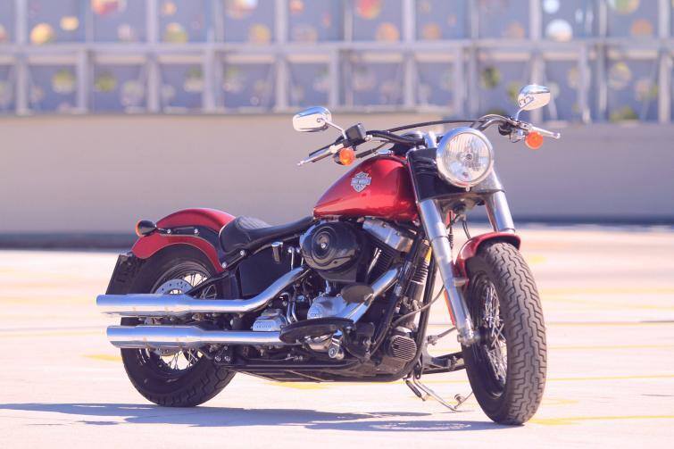Testujemy: Harley-Davidson Softail Slim - twardziel (foto, film)
