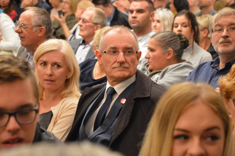Debata kandydatów na burmistrza Łowicza [ZDJĘCIA]