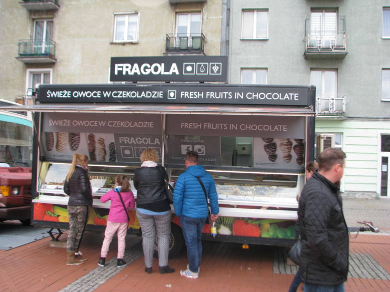 Zloty food trucków organizowane są niemal co tydzień w innym mieście