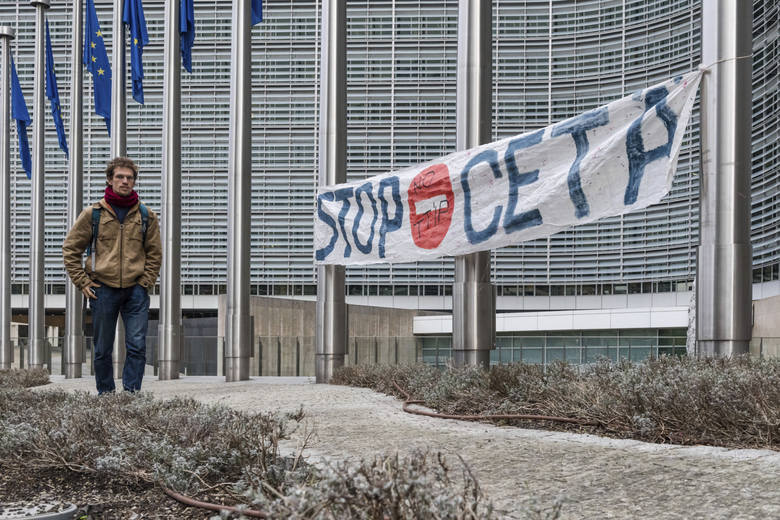 Unia odetchnęła, jest  „tak” Belgii dla CETA [zdjęcia, wideo]