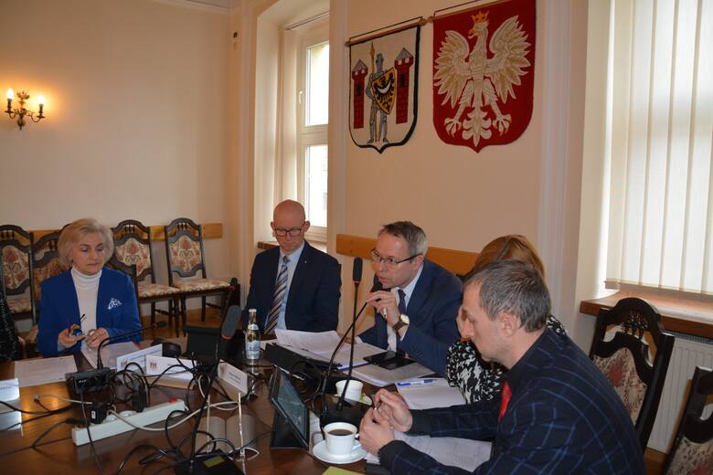Sesja rady miejskiej - Sulechów -19 kwietnia 2022