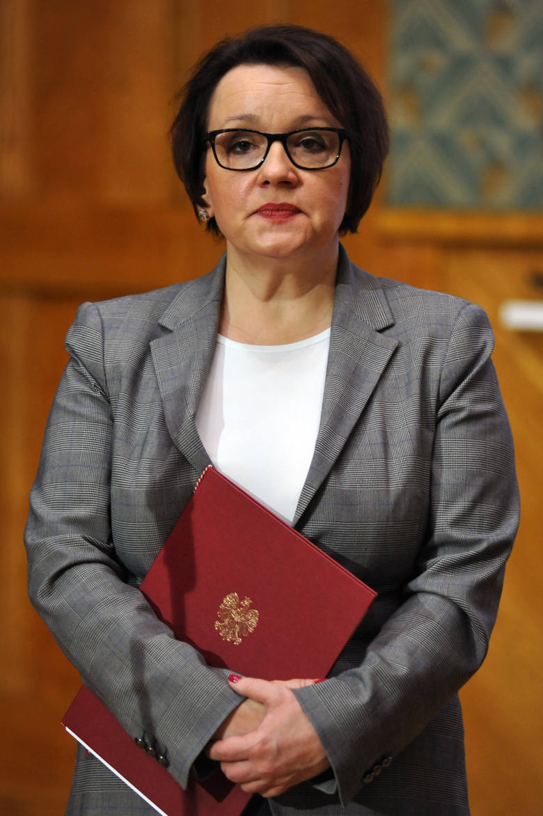 Minister Zalewska