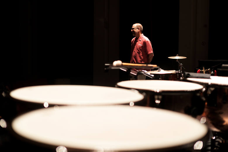 Za nami pierwszy dzień Międzynarodowego Forum Perkusyjnego w ramach Drums Fusion.  Od razu zaczęło się od części praktycznej.