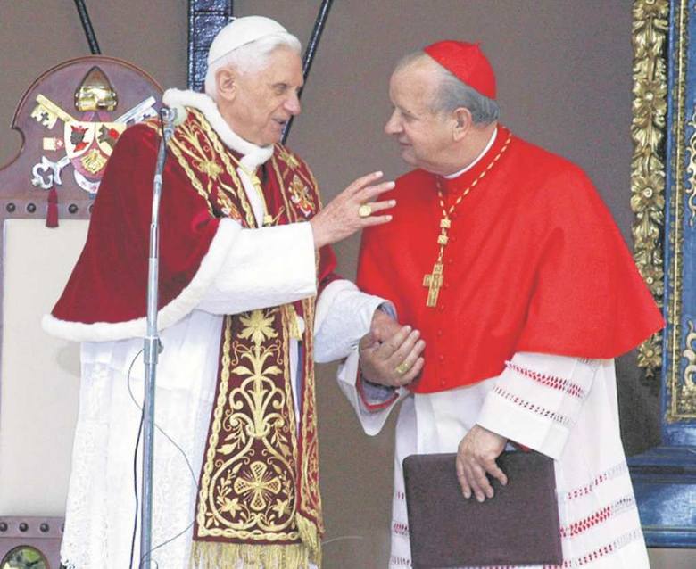 W maju 2006 r. papież Benedykt XVI odwiedził także Kraków