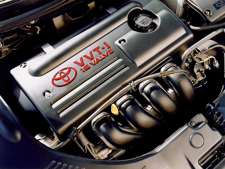 Przyglądając się silnikom benzynowym Toyoty z lat 90. trudno wskazać jednostkę o największej trwałości. Można zaryzykować twierdzenie, że niemal wszystkie
