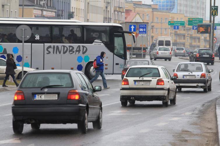 Drogowcy postawią światła na niebezpiecznym skrzyżowaniu w centrum Kielc