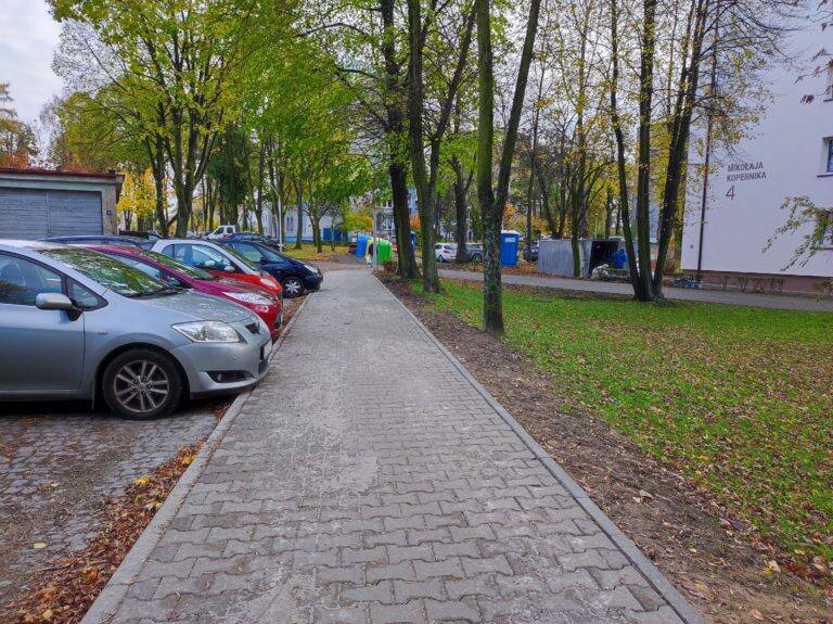 Przy ul. Kopernika na os. Chemików w Oświęcimiu zakończyła się budowa nowego parkingu