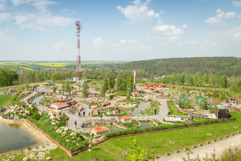 Polska w Miniaturze to bałtowski park miniatur.