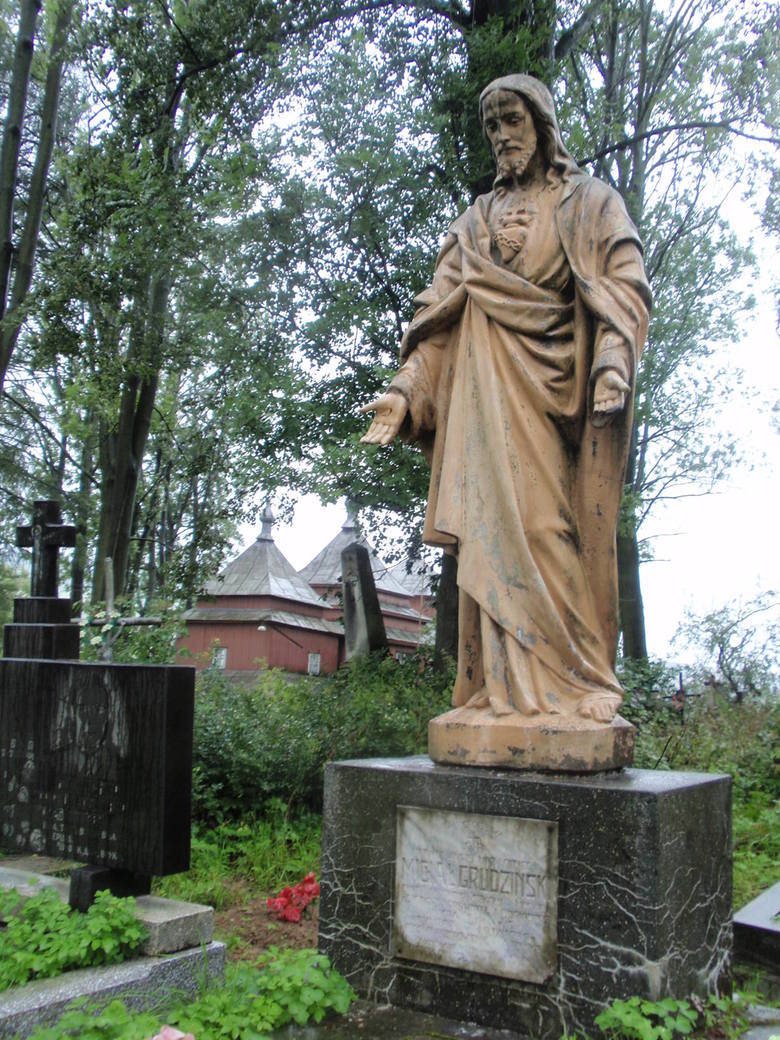 Rzeźba Chrystusa na grobie burmistrza Turki - Michała Grudzińskiego (1867-1936).