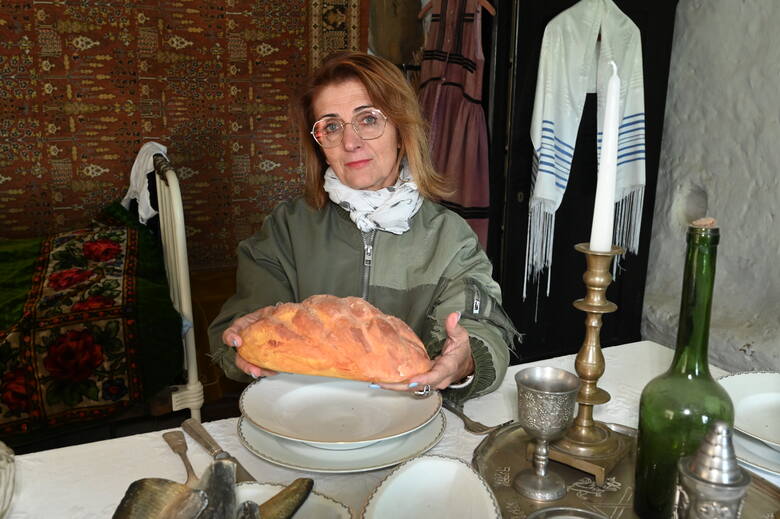 Agnieszka Dziarmaga z Muzeum Wsi Kieleckiej zaprasza na prawdziwie żydowską kuchnię.