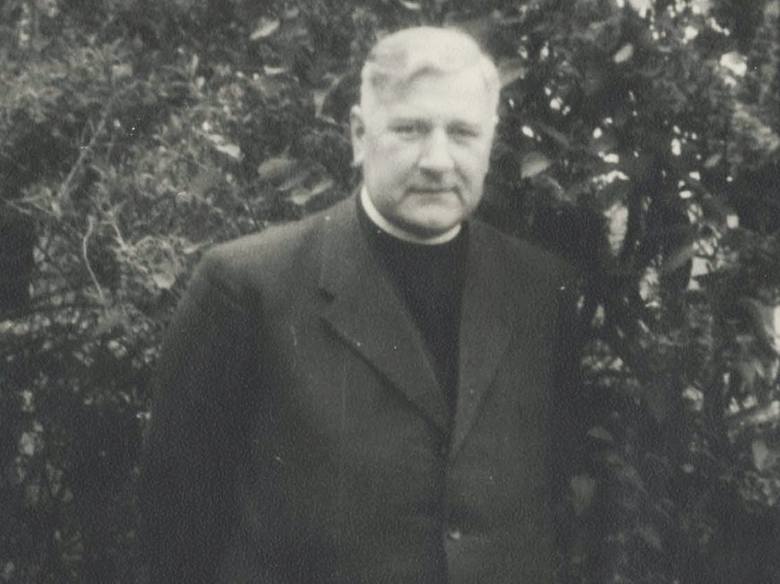 ksiądz Hugo Jendrzejczyk, proboszcz parafii Olesno w latach 1943-46