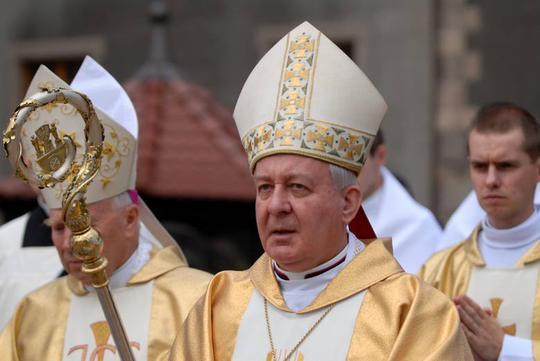 Arcybiskup senior archidiecezji poznańskiej Juliusz Paetz
