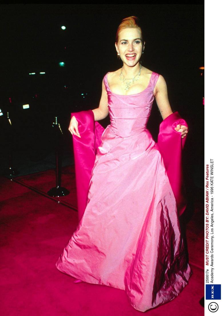 Kate Winslet na 68. gali rozdania Oscarów w 1996 r. Aktorka była wówczas nominowana w kategorii najlepsza aktorka drugoplanowa za rolę w filmie "Rozważna i romantyczna".