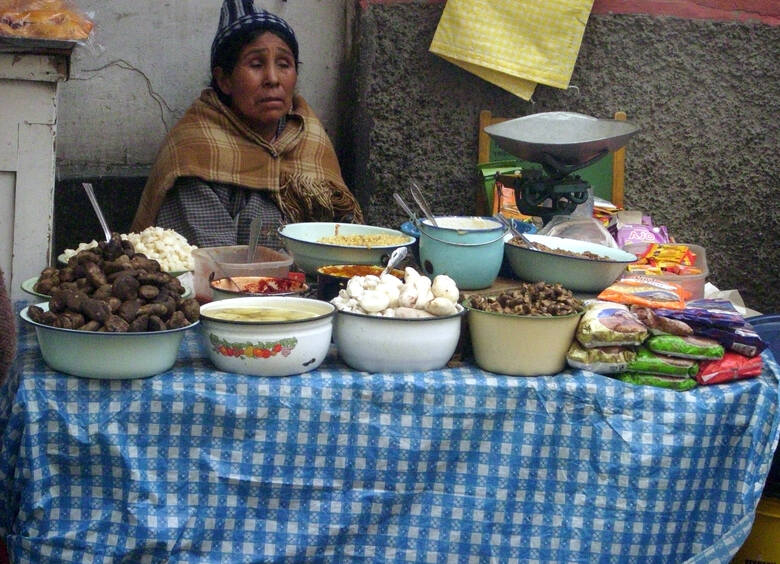 Mieszkanka La Paz w pracy.