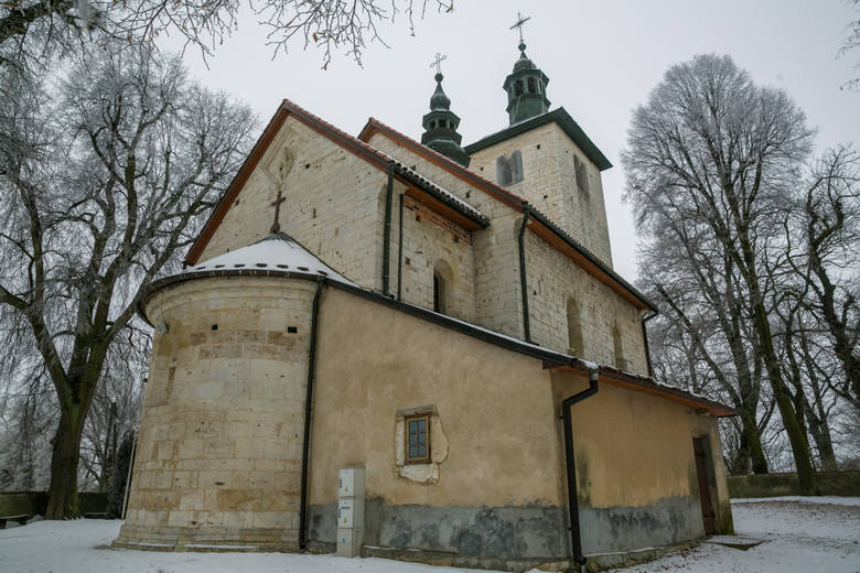 XIII-wieczny romański kościół św. Mikołaja 