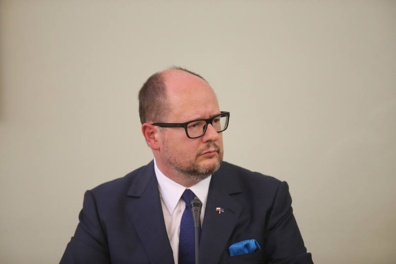 Paweł Adamowicz przed komisją Amber Gold