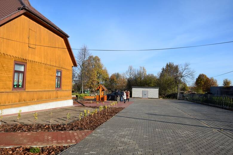 Otoczenie budynku przedszkola w Jagodnem przeszło prawdziwą metamorfozę