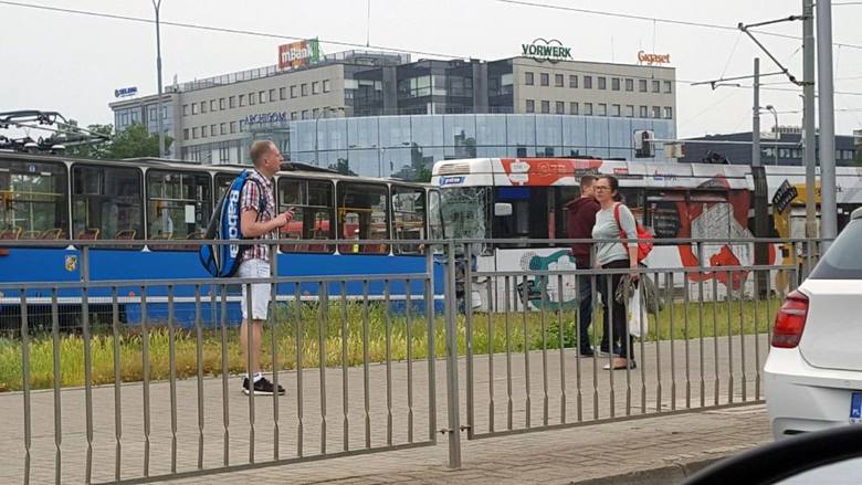 Wypadek na pl. Strzegomski, Zderzyły się trzy tramwaje: 3, 10 i 31, Wrocław. 02.06.2016